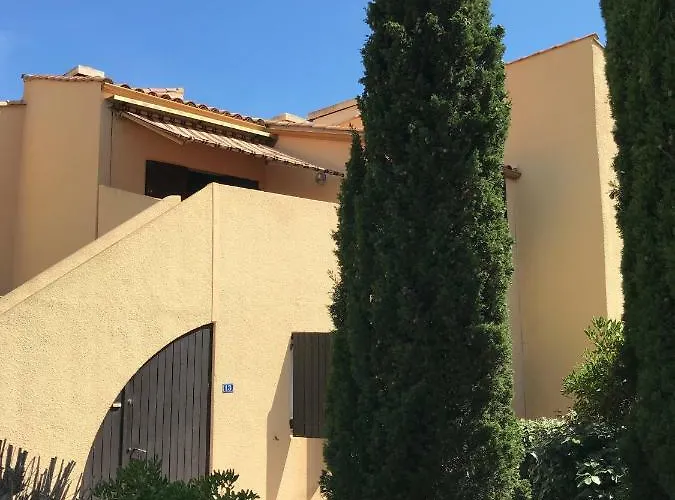 Port T2 Bis Wifi Les Sables 3 شقة