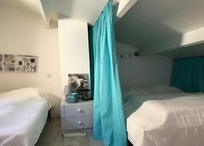 شقة Port T2 Bis Wifi Les Sables 3