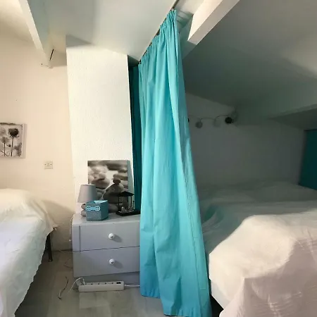 Apartment Port T2 Bis Wifi Les Sables 3