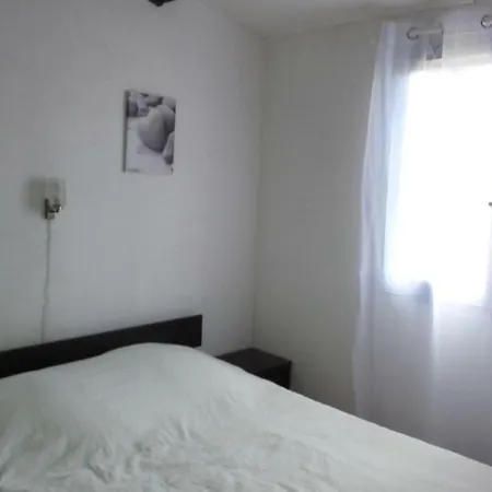 Port T2 Bis Wifi Les Sables 3 Apartment